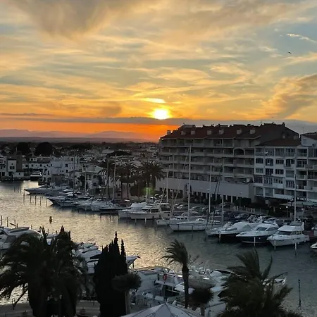 Magnifique Vue Sur Le Canal Et La D'empuriabrava Apartment